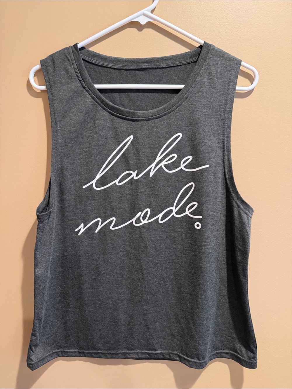 Lake Mode Sleeveless Graphic Tank Top - Charcoal